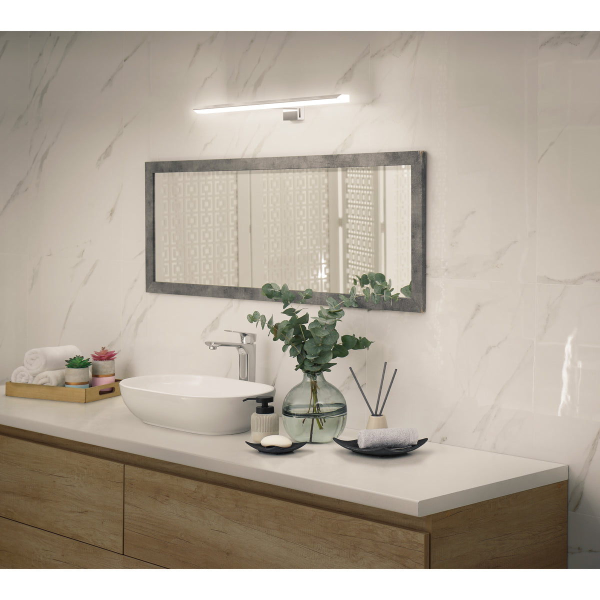 Arbotante decorativo, cromado, 7 W, LED