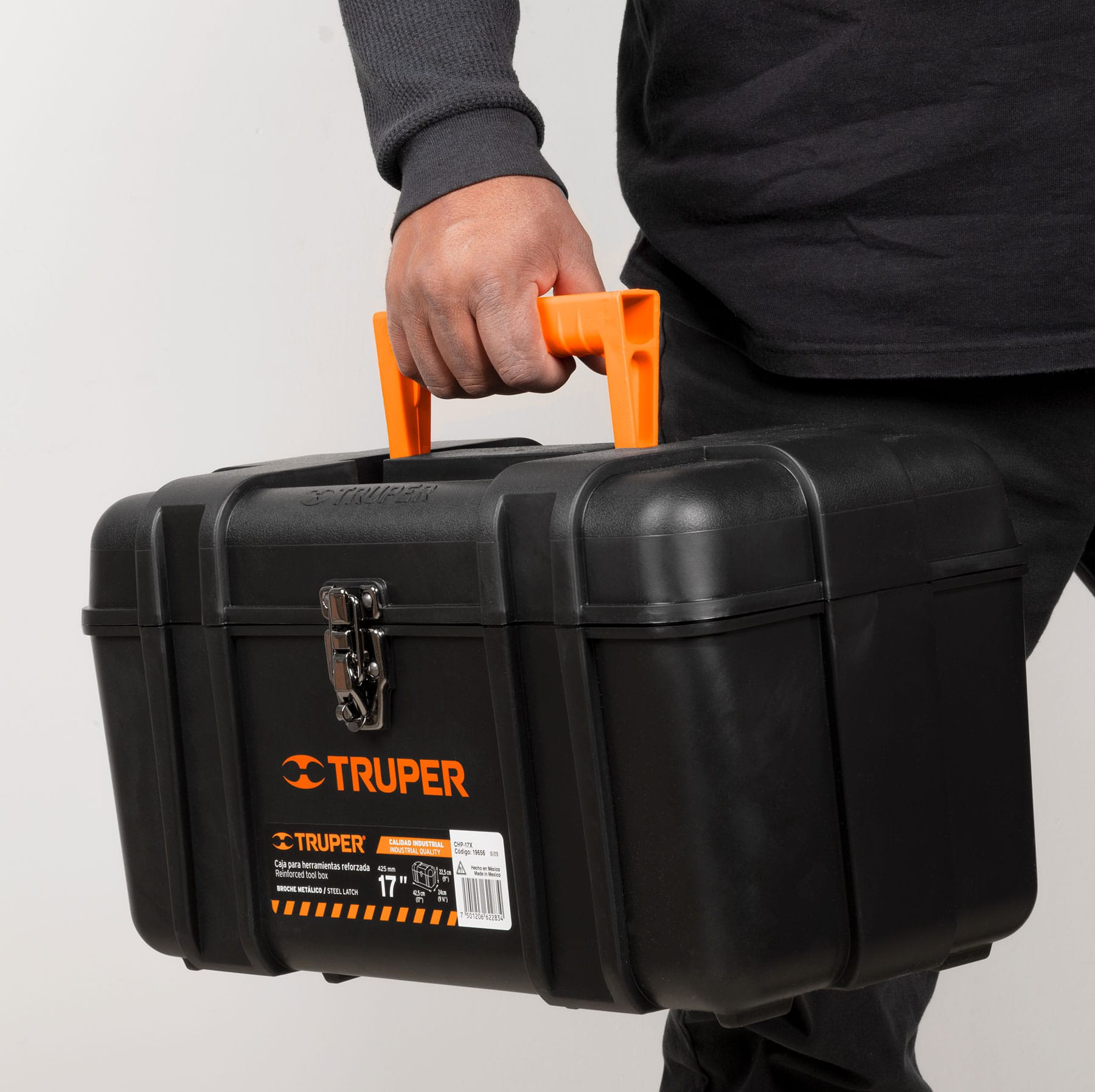 Caja para herramienta, plástica de 17", industrial