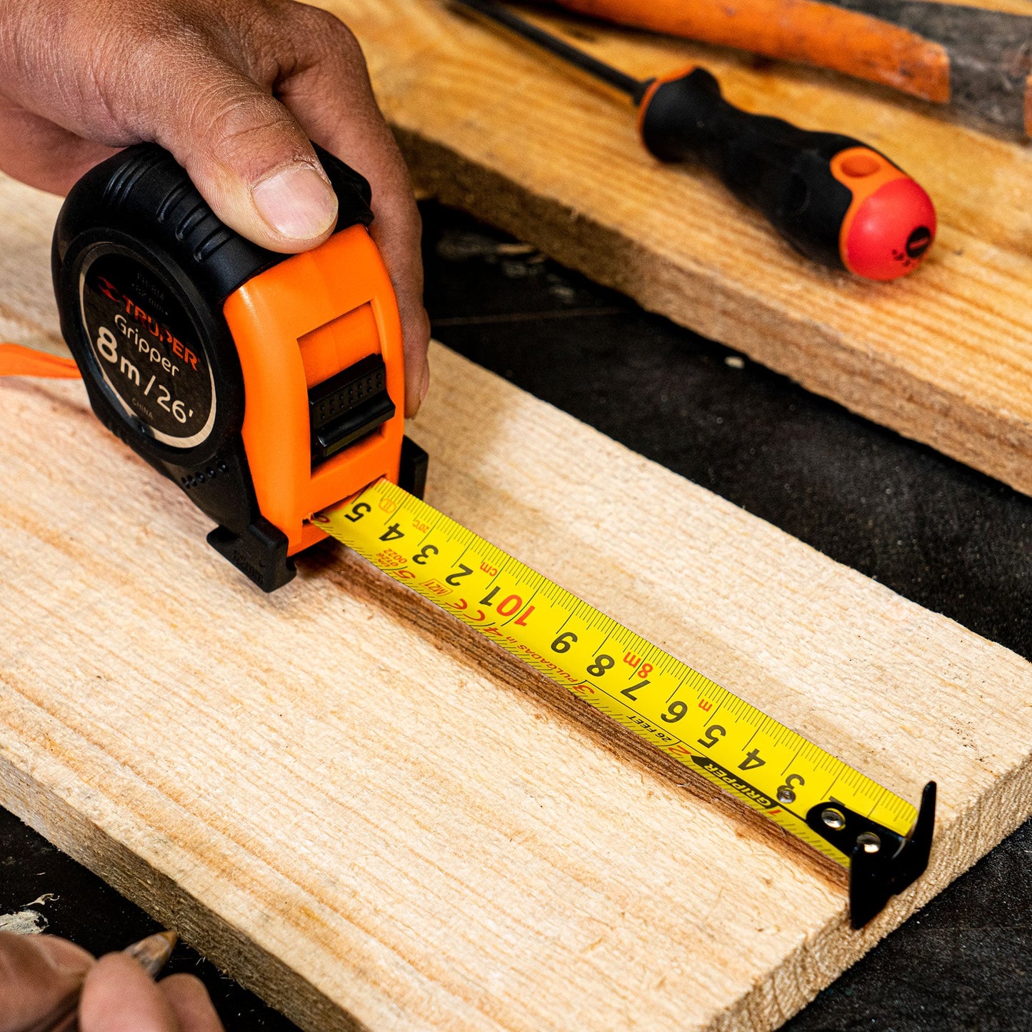 Flexómetro Gripper, contra impacto, 8 m, cinta 25 mm