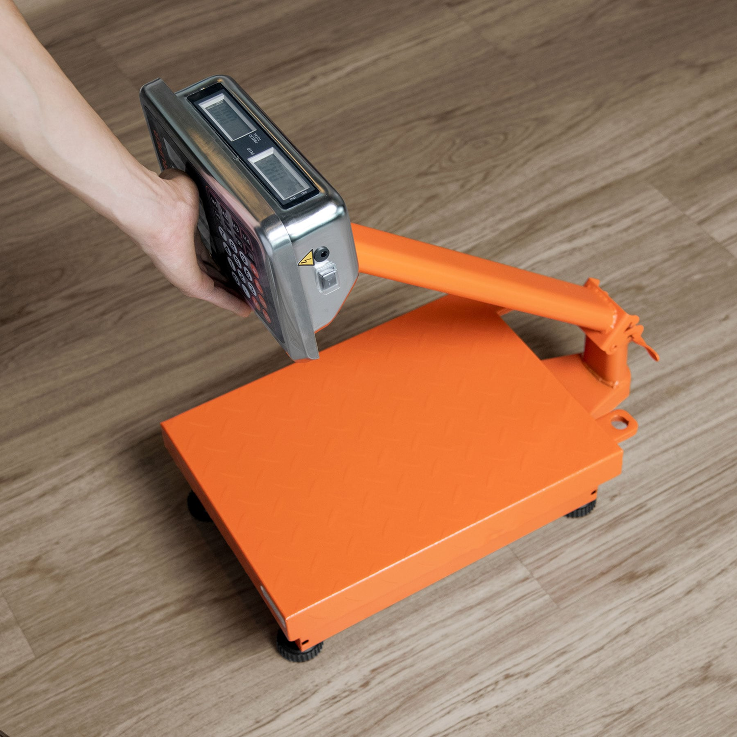 Báscula plegable de plataforma capacidad 100 Kg.