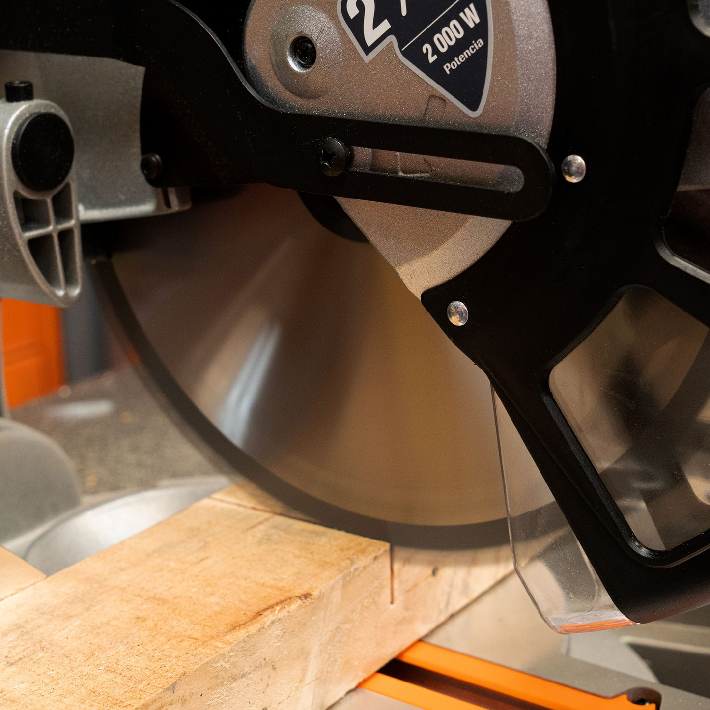 Sierra de inglete para corte en madera, 12", telescópica sustituto 103235