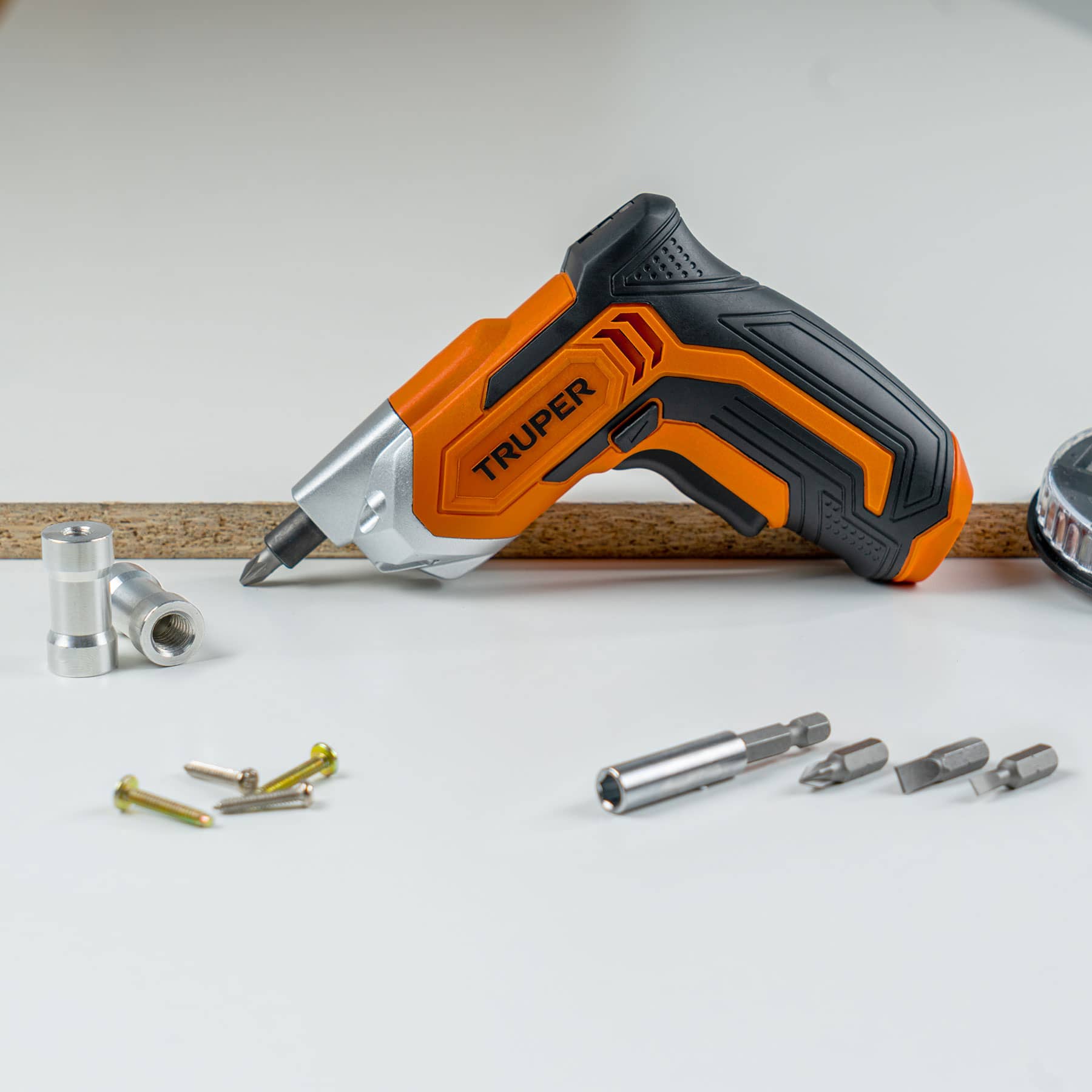 Destornillador inalámbrico, batería Ión Litio 3.6 V